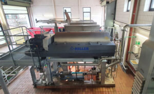 Hiller Dekanterzentrifuge - Kläranlage Traunstein